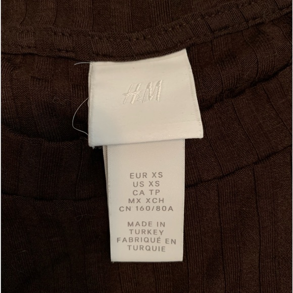 Size XS brown H&M ribbed women’s top (slightly cropped) - Picture 3 of 3